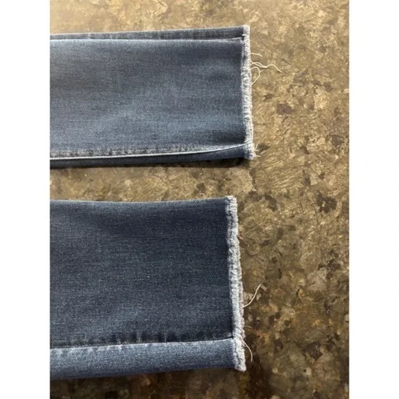 Vervet By Flying Monkey High Rise Cropped Raw Hem Denim Jeans Dark Wash Size 29 - Picture 10 of 14
